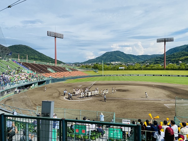 高校野球は甲子園まで応援に行くつもりが負けた