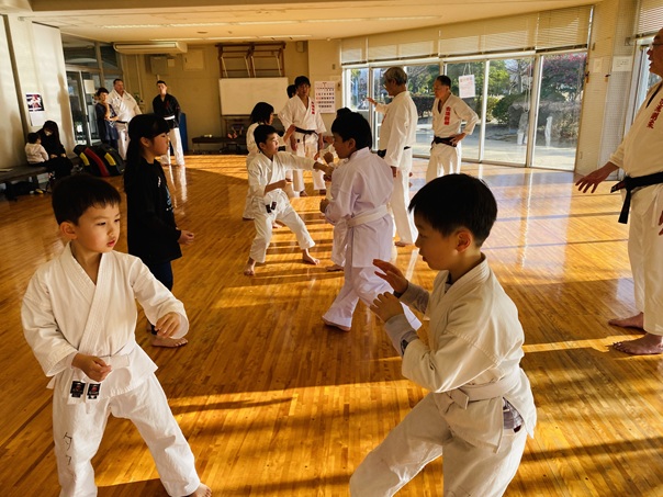 子供同士の組手