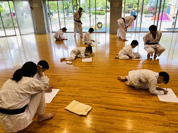 北島道場の林さんが出稽古に 子どもが４名稽古を体験