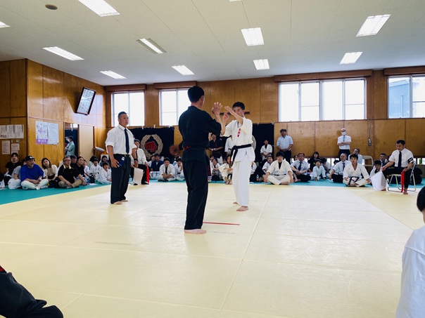 古流剛柔空手道選手権大会植村杯の一般有段の部