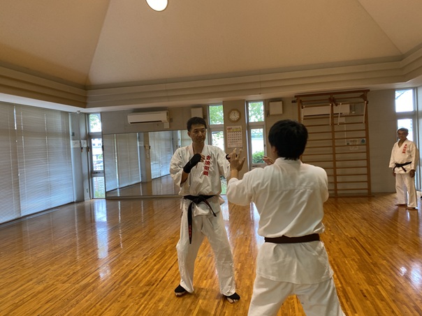 大人の組手