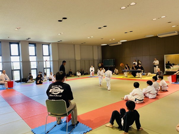 古流剛柔空手道連盟香川県支部講習会が高松市総合体育館第二部武道館で開催
