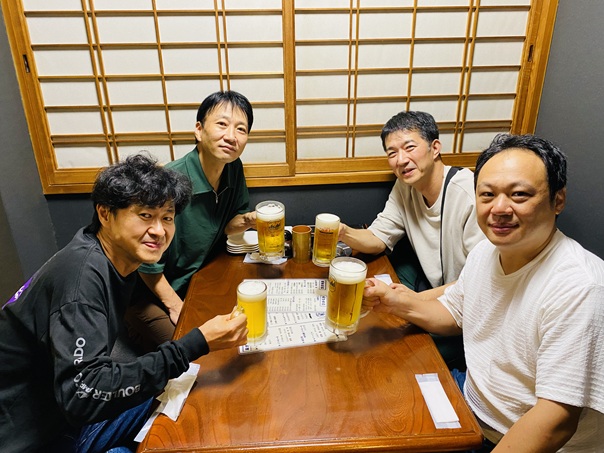 高校時代の友達と後輩と飲み会