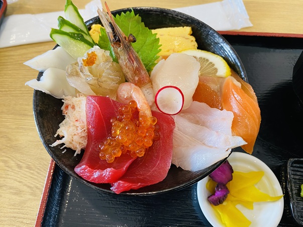 札幌場外市場海鮮丼