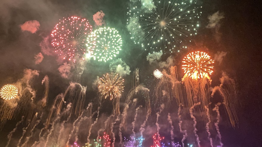 にし阿波の花火