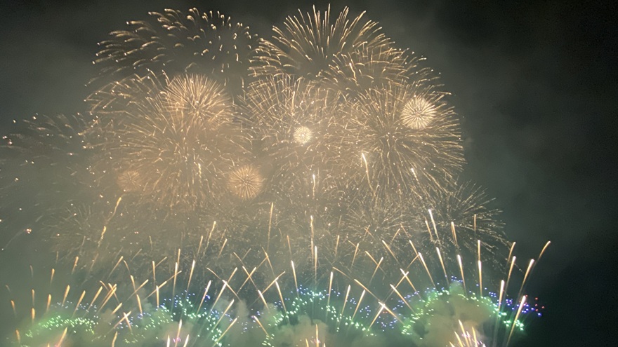 にし阿波の花火三好市